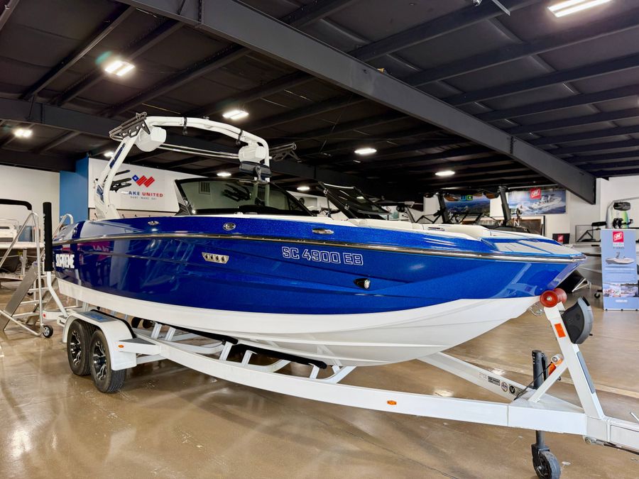 2022 Supreme S220, photo 4 of 18